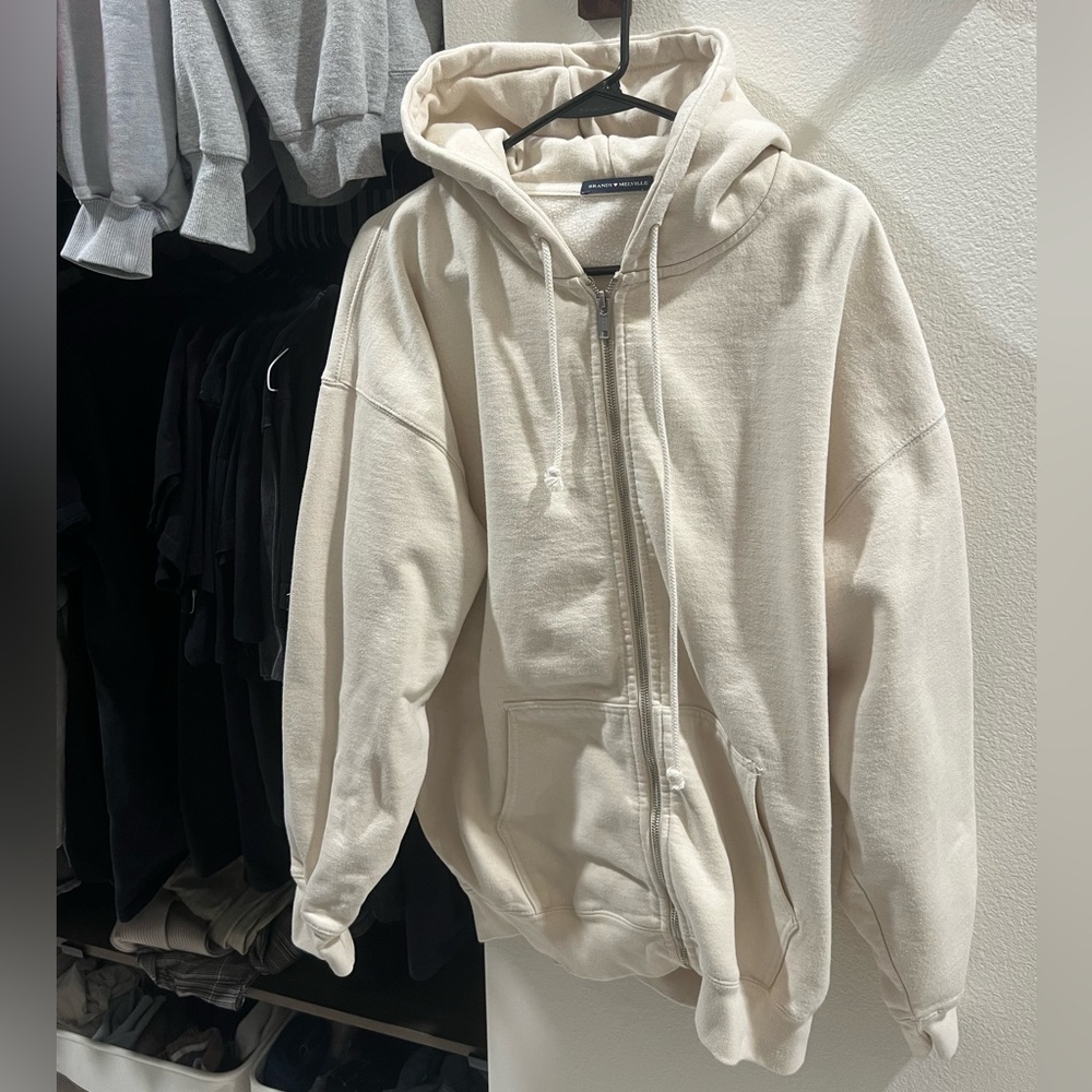 Brandy Melville Oversized Zipped Hoodie